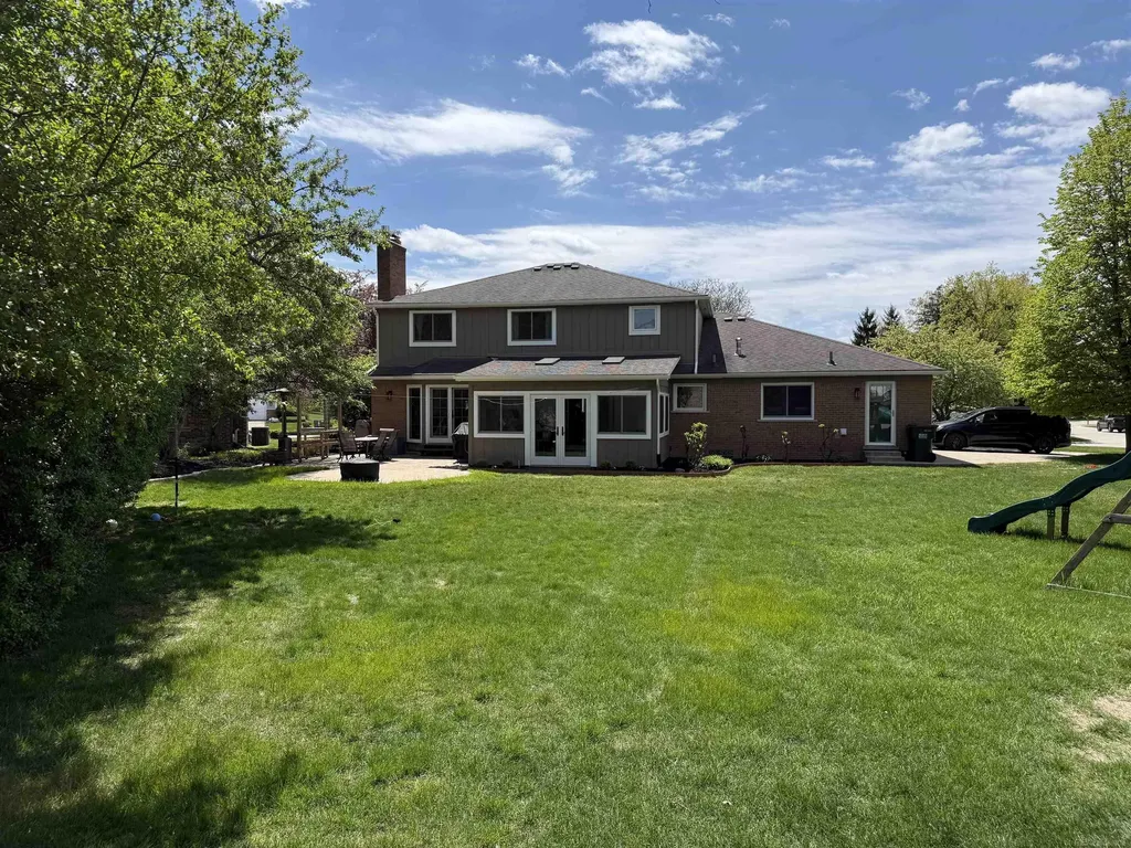 2495 Chalet Drive Rochester Hills City MI 48309