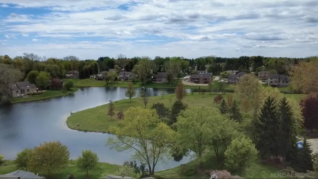 2495 Chalet Drive Rochester Hills City MI 48309