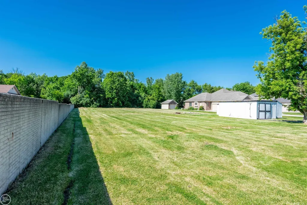 4209 17 Mile Road Sterling Heights City MI 48310