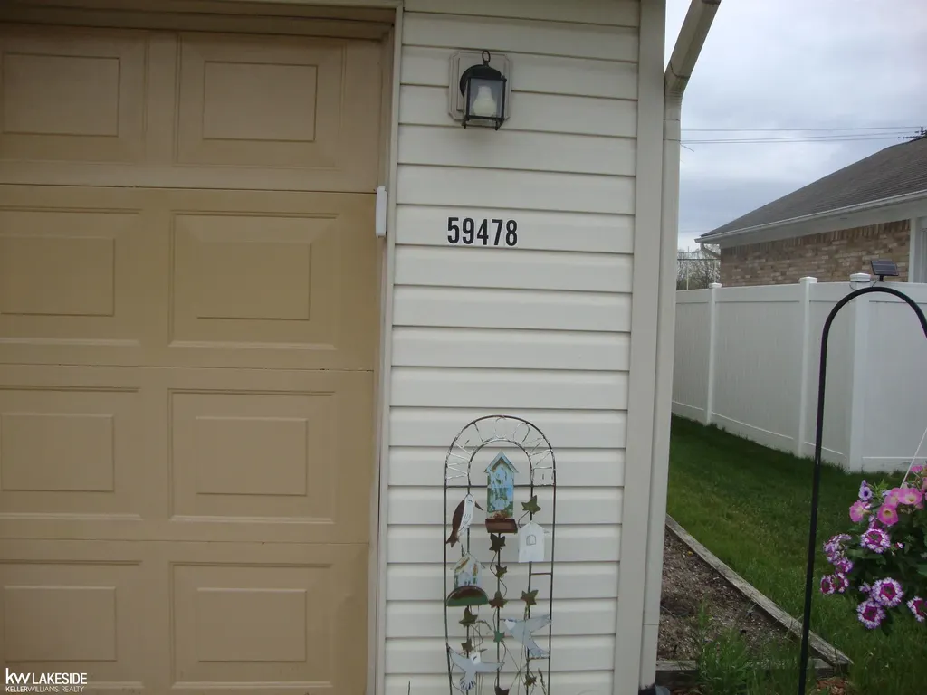 59478 Manning Drive New Haven Village MI 48048