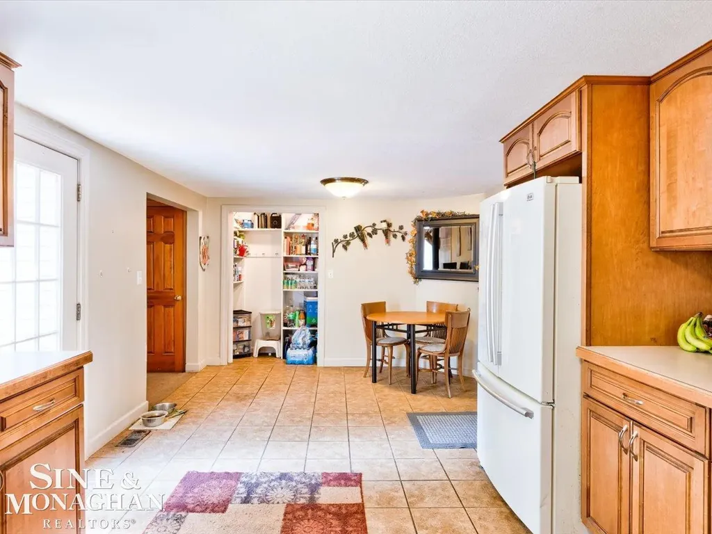 1471 S Packard Avenue Burton City MI 48509