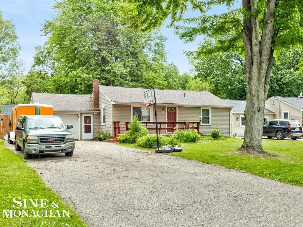 1471 S Packard Avenue Burton City MI 48509