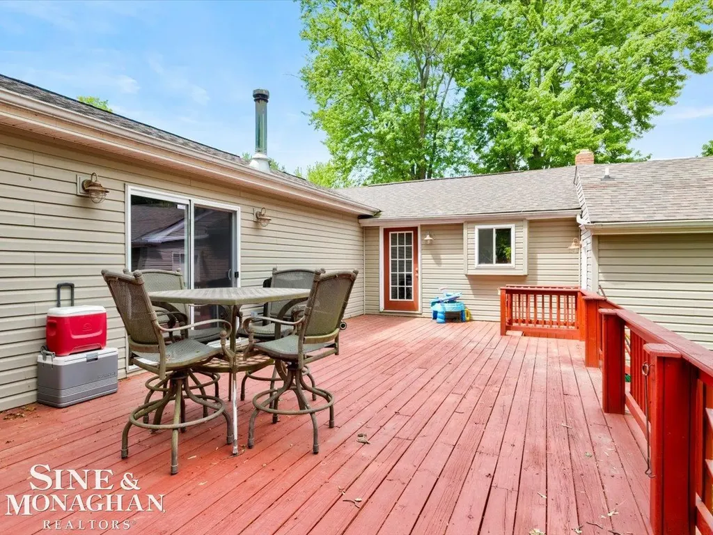 1471 S Packard Avenue Burton City MI 48509