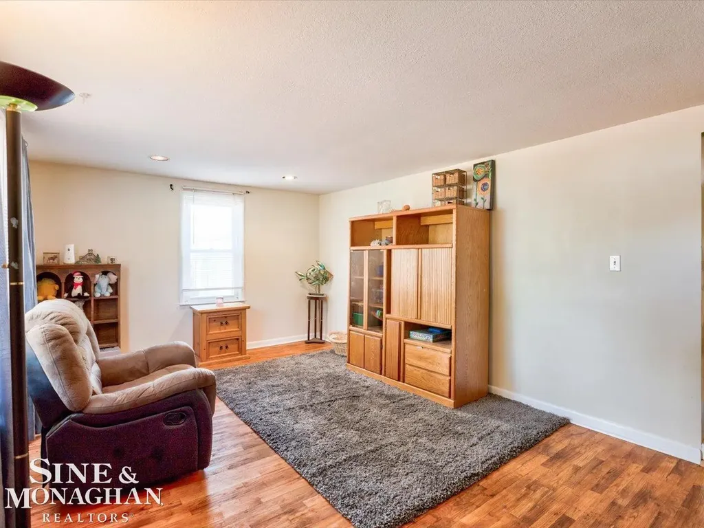 1471 S Packard Avenue Burton City MI 48509