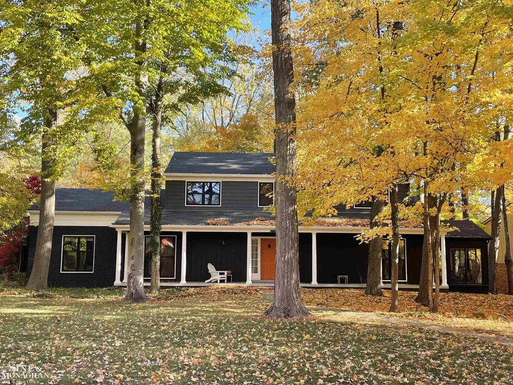 22636 King Richard Court Beverly Hills Village MI 48025