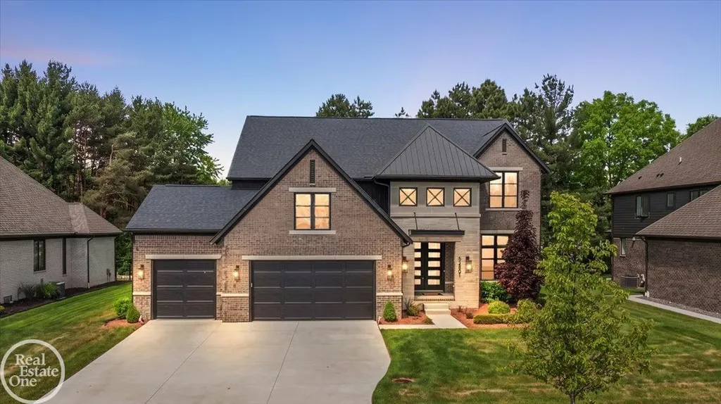 52801 Royal Park Avenue Shelby Charter Township MI 48315