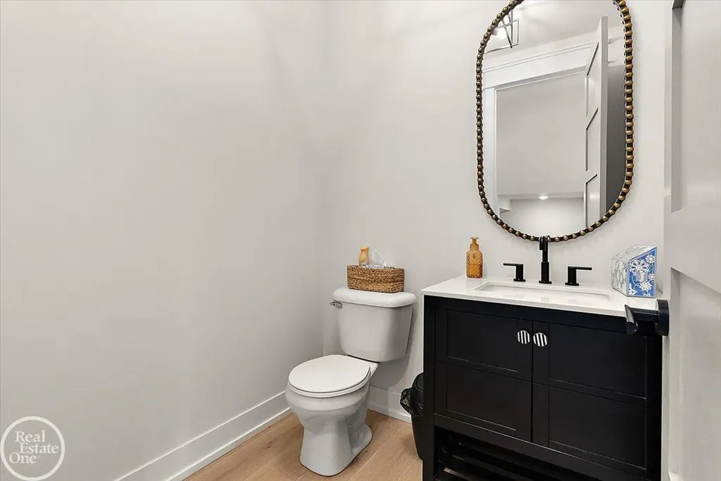 52801 Royal Park Avenue Shelby Charter Township MI 48315