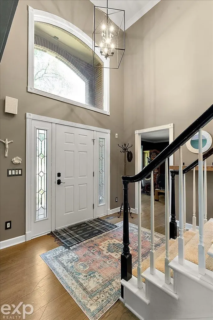 61334 Country Lane Washington Township MI 48094
