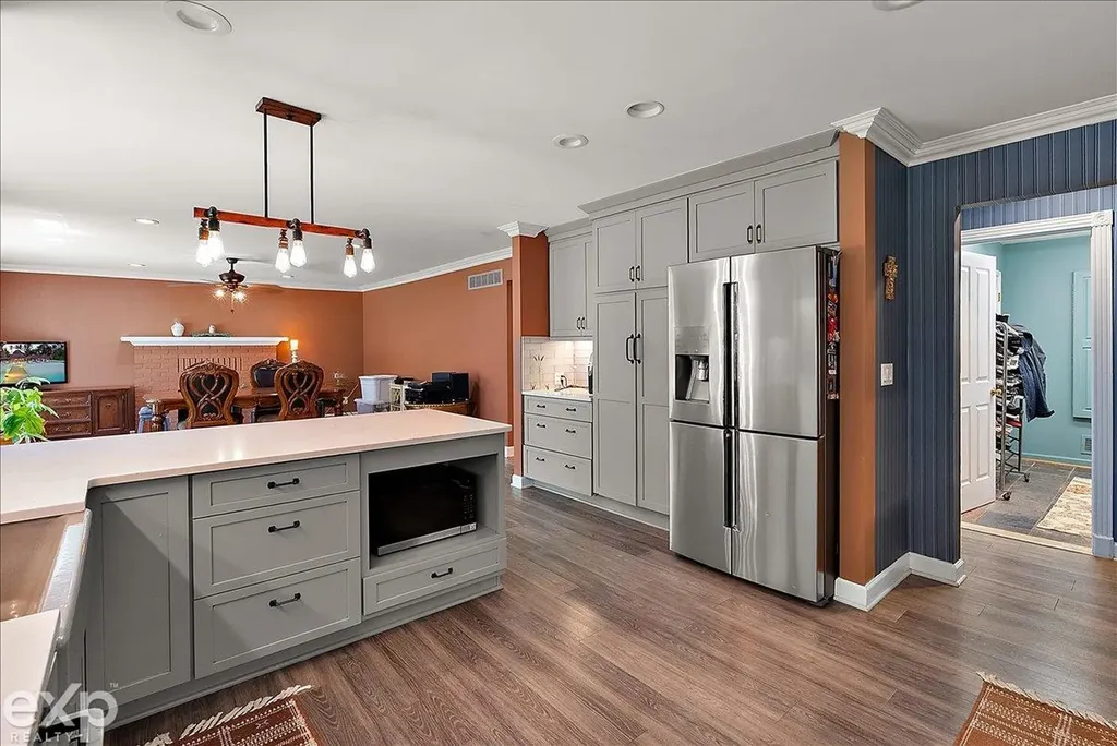 61334 Country Lane Washington Township MI 48094