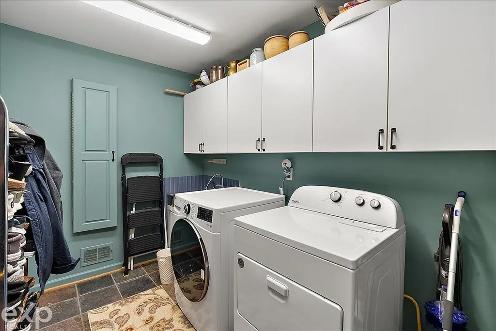 61334 Country Lane Washington Township MI 48094