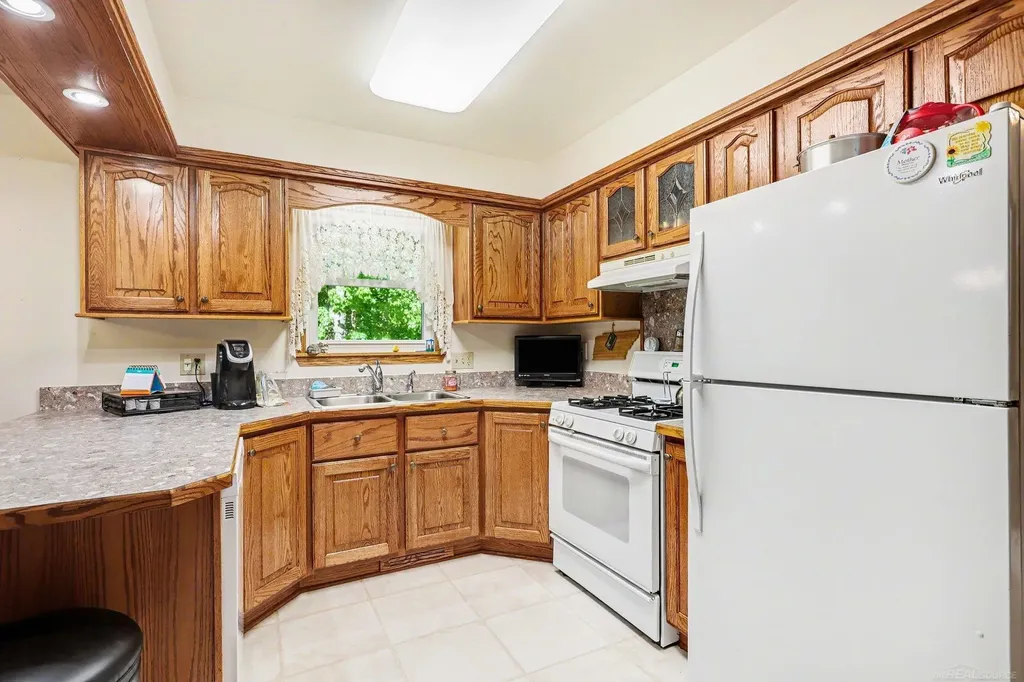 2861 Wurtzel Drive West Drive Thomas Township MI 48623