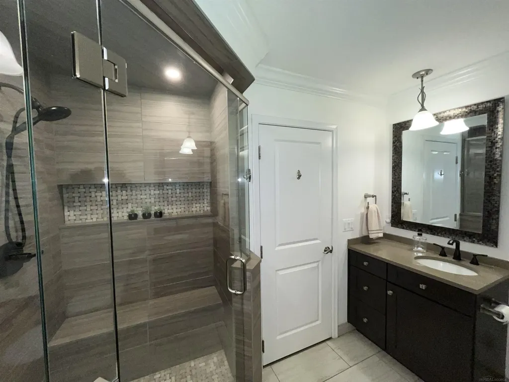 1750 Ledbury Drive Bloomfield Charter Township MI 48304