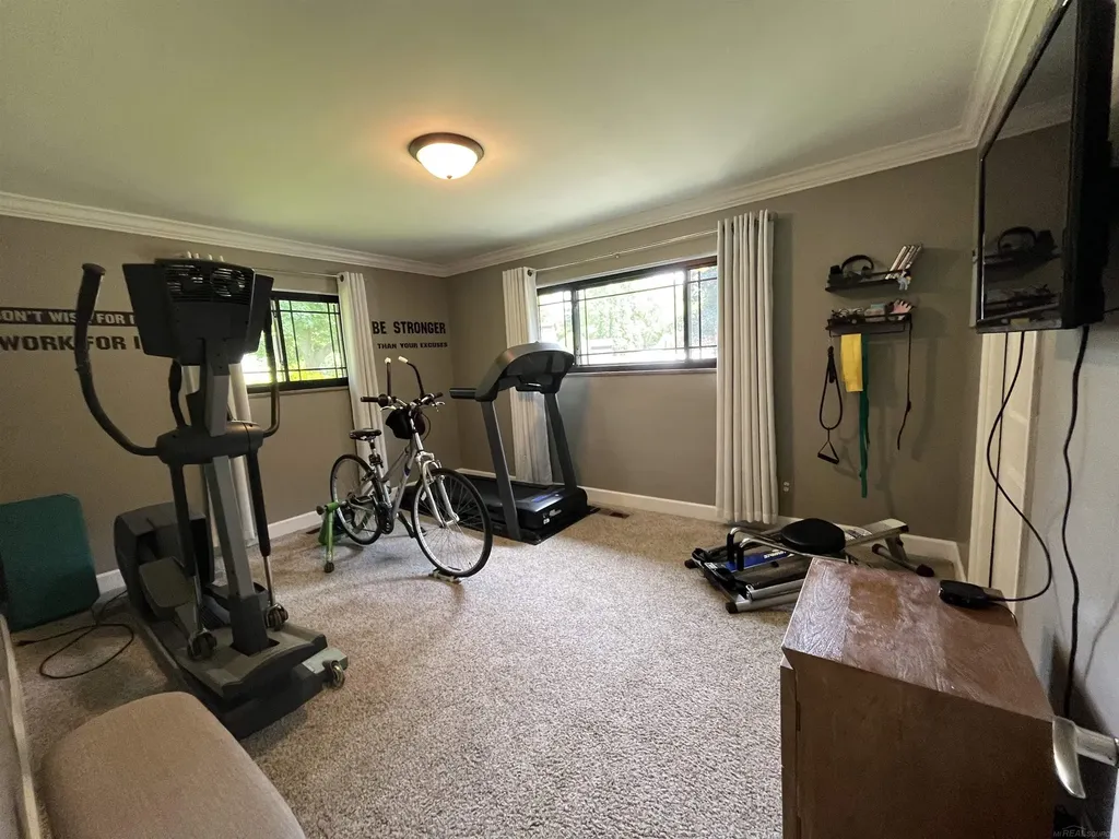 1750 Ledbury Drive Bloomfield Charter Township MI 48304