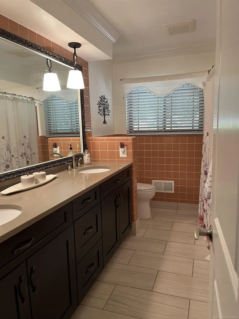1750 Ledbury Drive Bloomfield Charter Township MI 48304