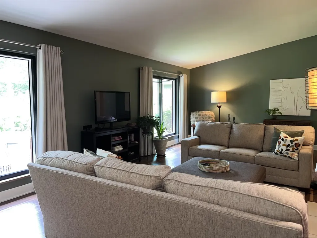 1750 Ledbury Drive Bloomfield Charter Township MI 48304