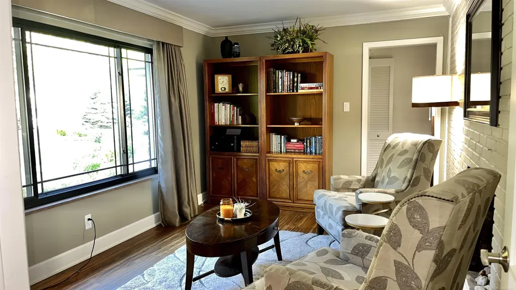 1750 Ledbury Drive Bloomfield Charter Township MI 48304