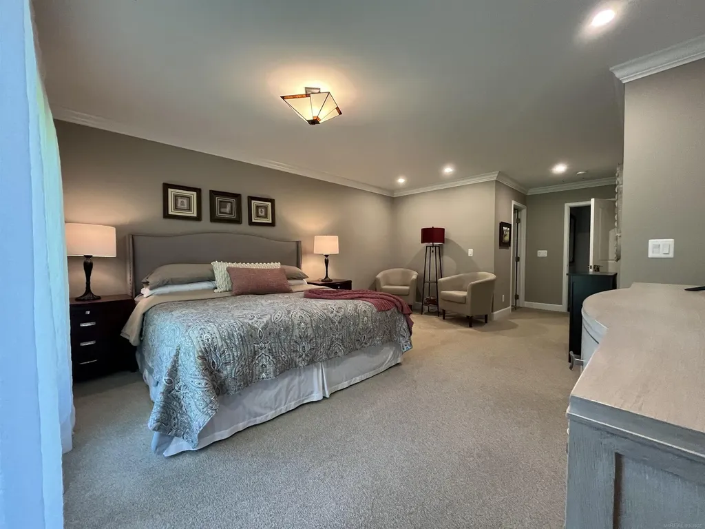 1750 Ledbury Drive Bloomfield Charter Township MI 48304