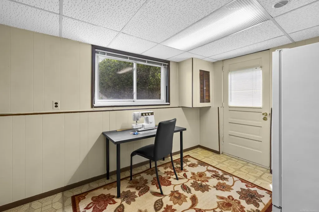 8607 Leslie Drive Sterling Heights City MI 48314