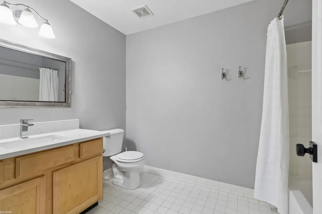 16805 Carriage Way Northville Township MI 48168