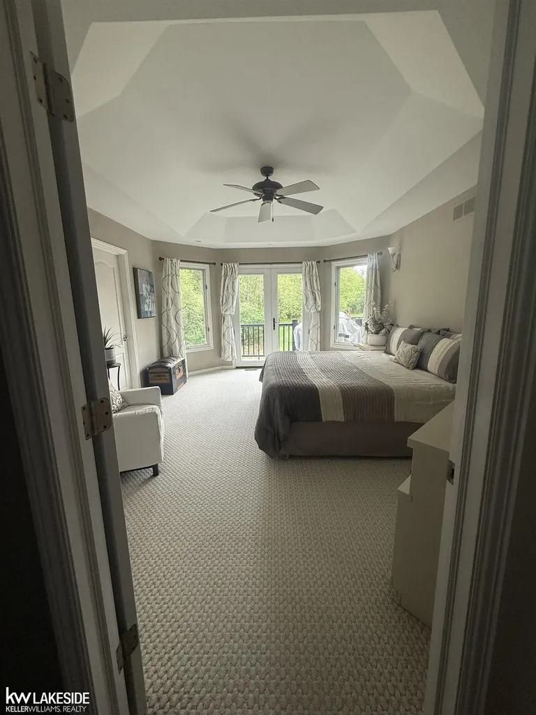 901 Jack Pine Drive Oakland Charter Township MI 48306