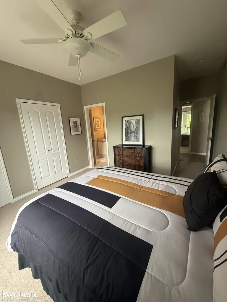 901 Jack Pine Drive Oakland Charter Township MI 48306