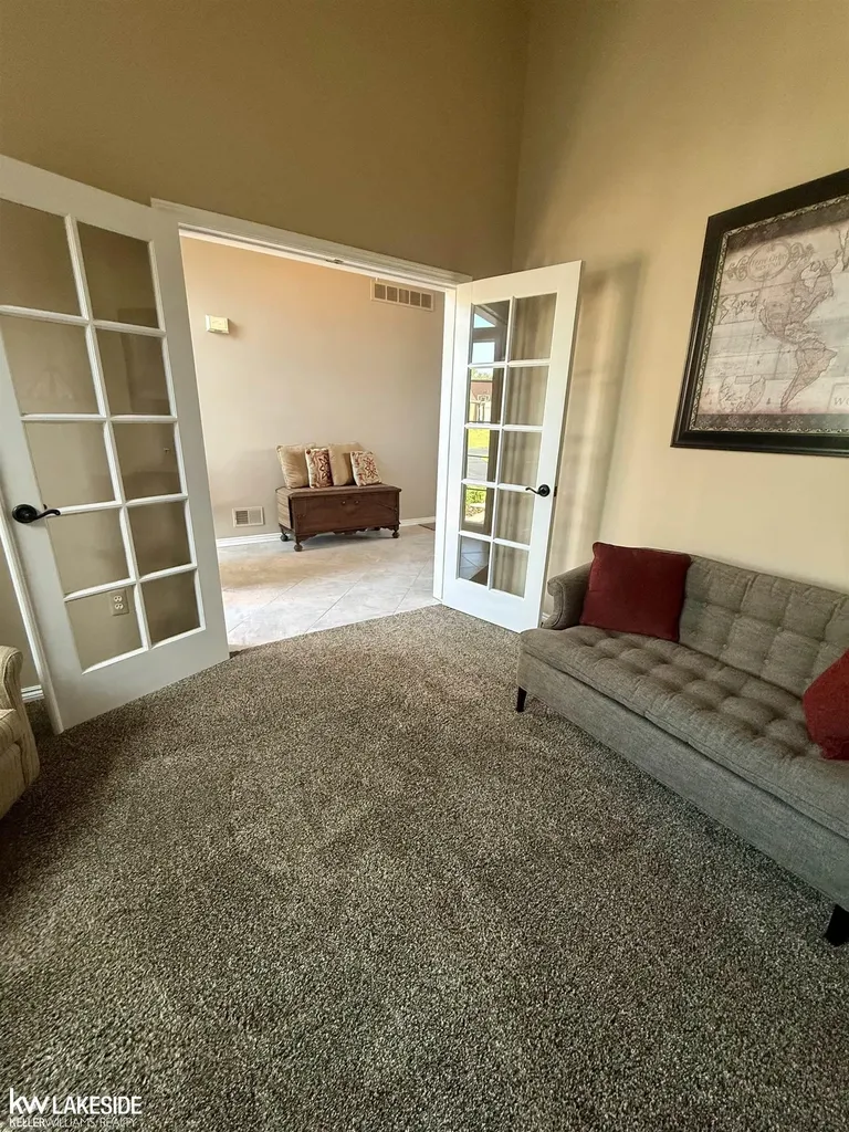901 Jack Pine Drive Oakland Charter Township MI 48306