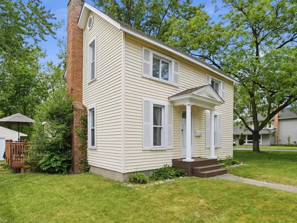 328 S 3rd Street Brighton City MI 48116