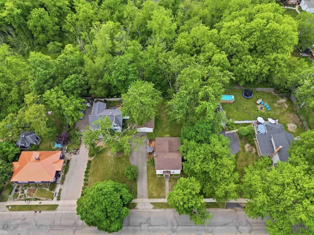 328 S 3rd Street Brighton City MI 48116