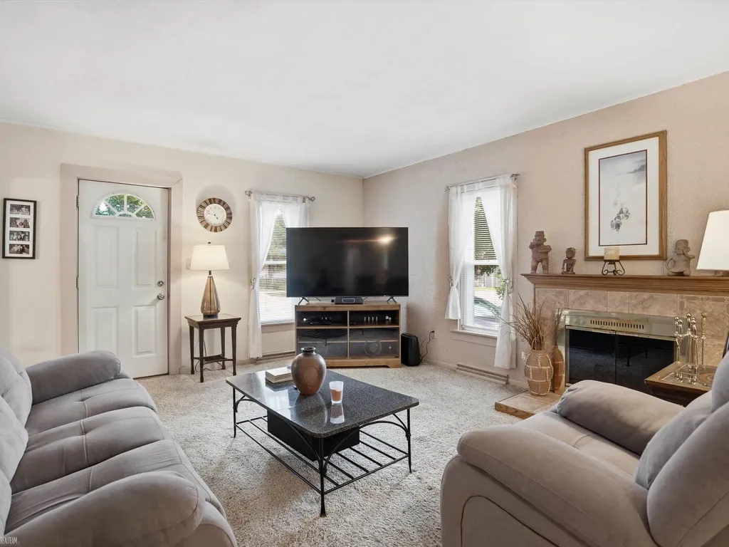 328 S 3rd Street Brighton City MI 48116