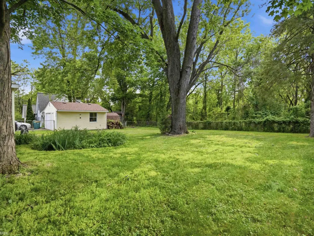 328 S 3rd Street Brighton City MI 48116