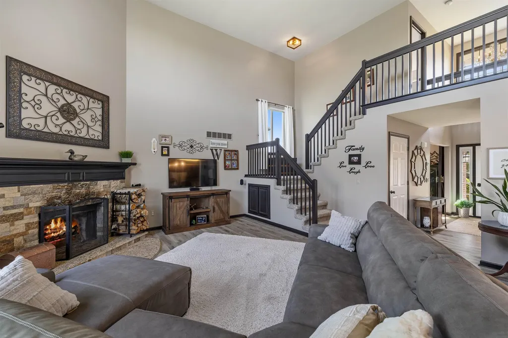 52047 Copper Creek Court Chesterfield Township MI 48047