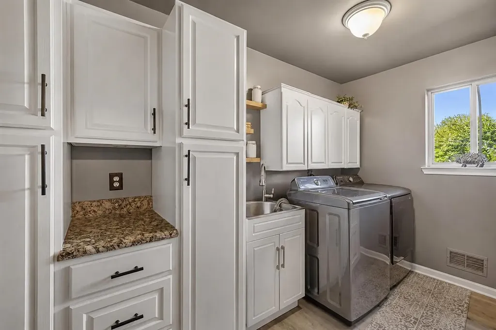 52047 Copper Creek Court Chesterfield Township MI 48047