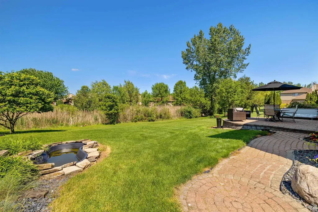 52047 Copper Creek Court Chesterfield Township MI 48047