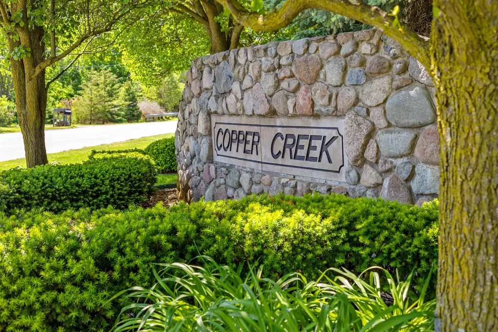 52047 Copper Creek Court Chesterfield Township MI 48047