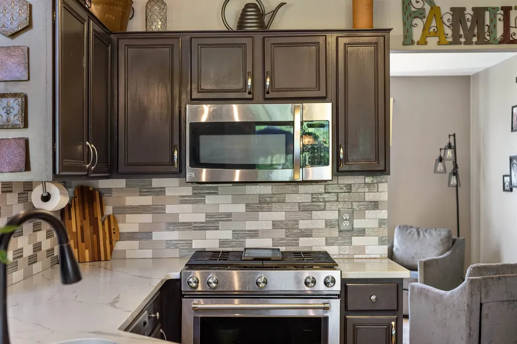 52047 Copper Creek Court Chesterfield Township MI 48047