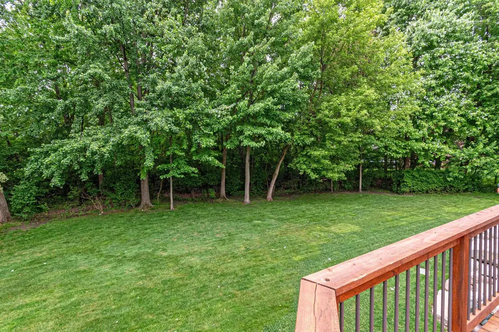 43737 Saint Julian Court Sterling Heights City MI 48314