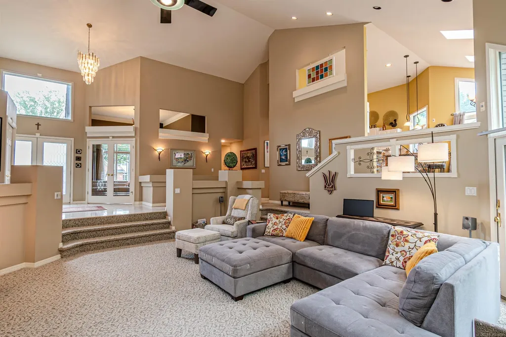 43737 Saint Julian Court Sterling Heights City MI 48314