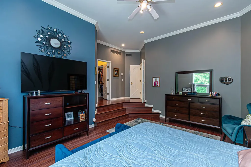 43737 Saint Julian Court Sterling Heights City MI 48314