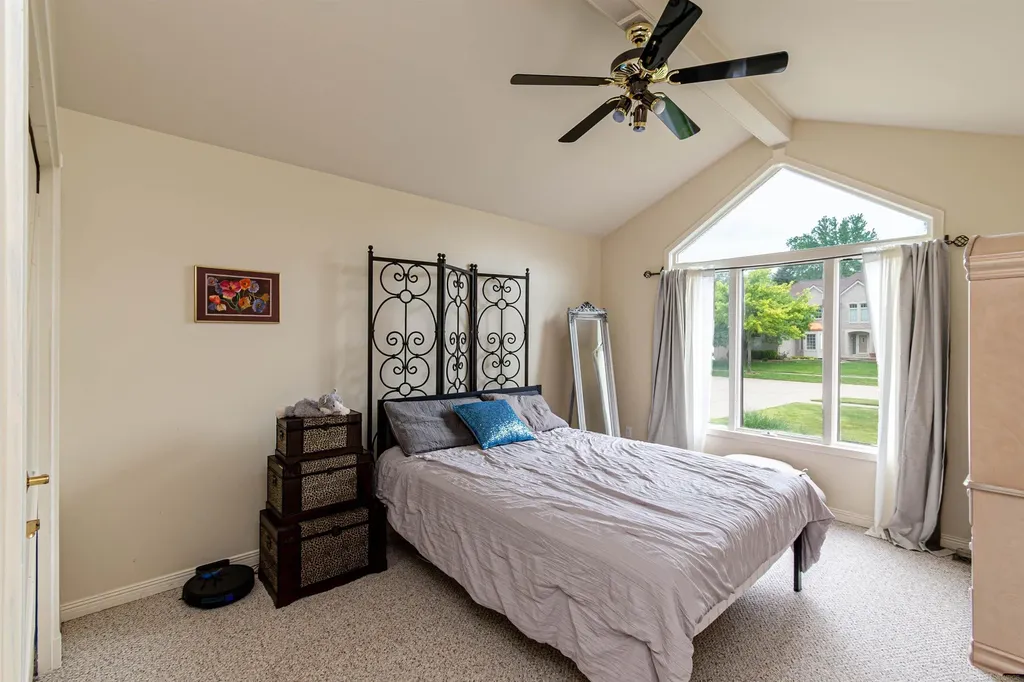 43737 Saint Julian Court Sterling Heights City MI 48314
