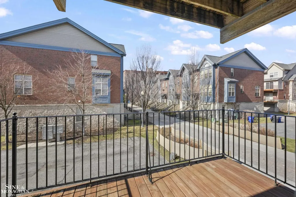 2527 John R Street Detroit City MI 48201