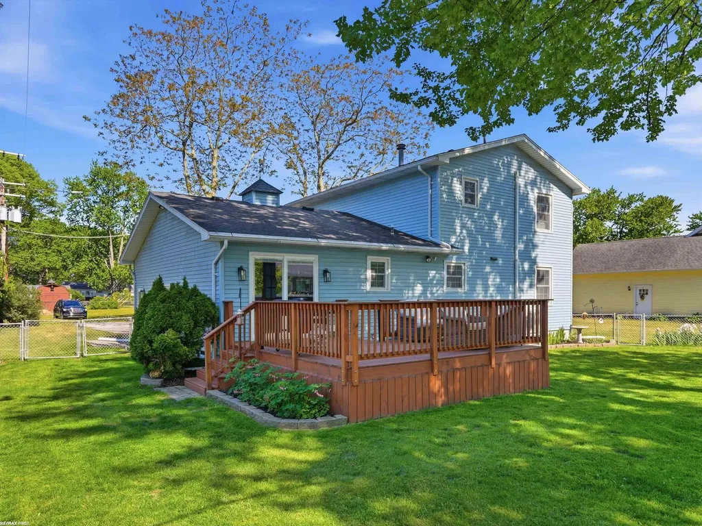 2929 18th Avenue Port Huron City MI 48060
