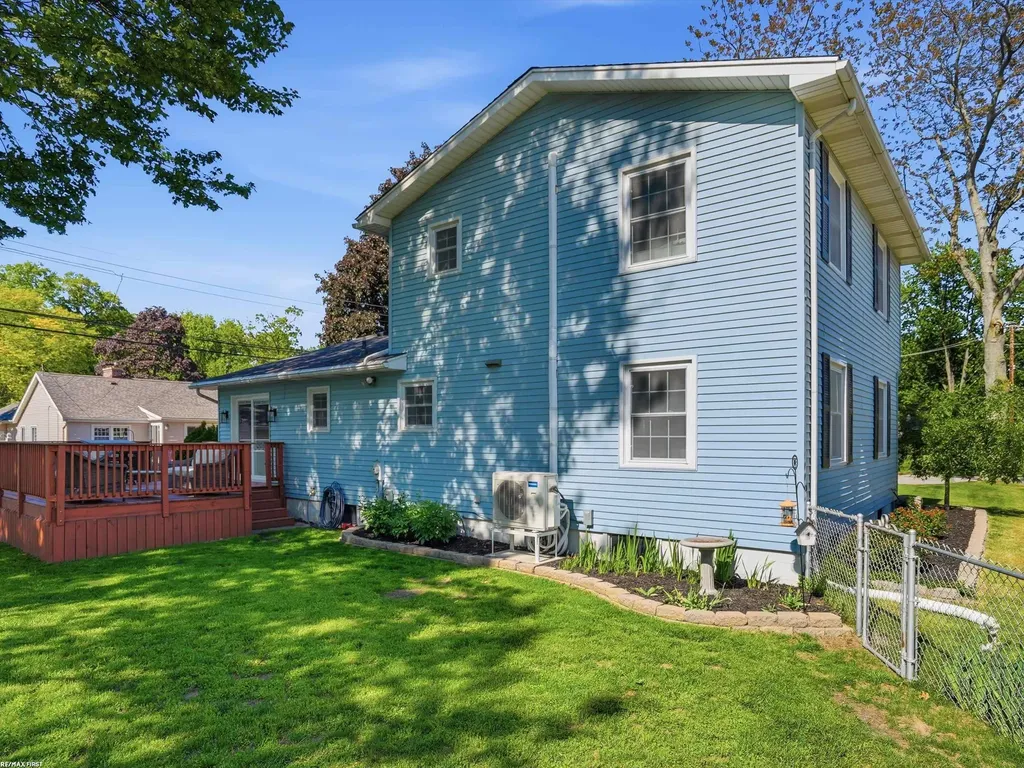 2929 18th Avenue Port Huron City MI 48060