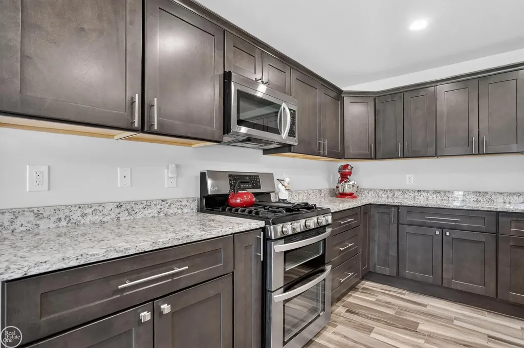 33751 Au Sable Drive Chesterfield Township MI 48047