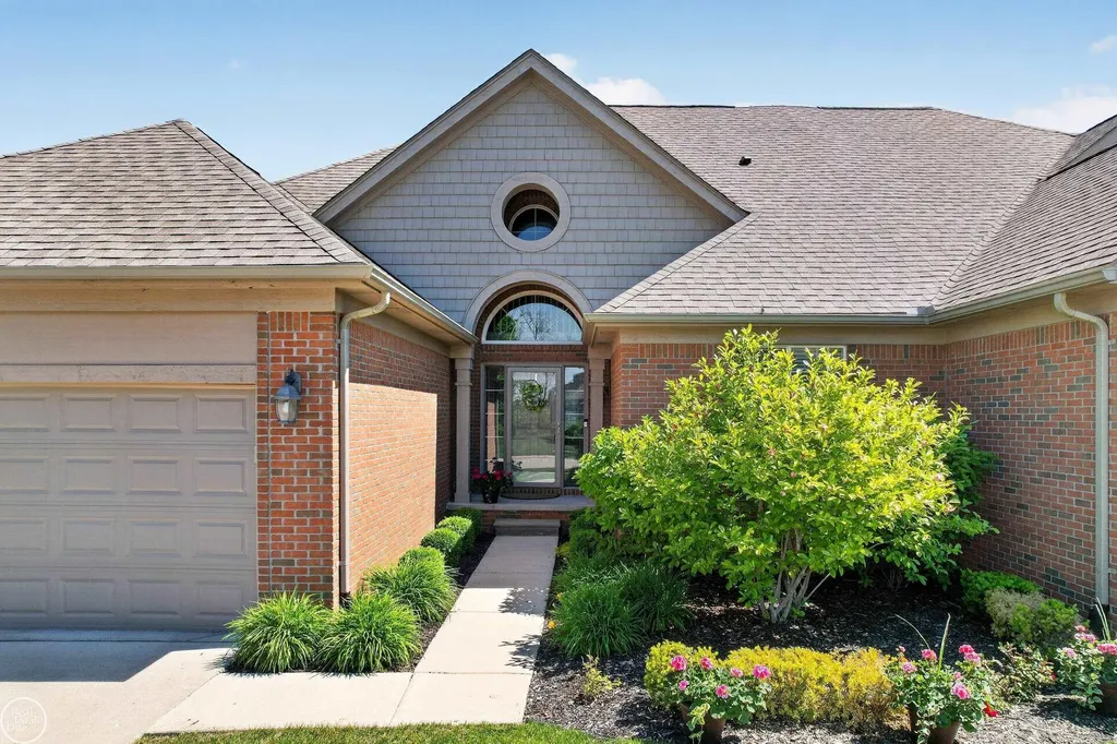 33751 Au Sable Drive Chesterfield Township MI 48047