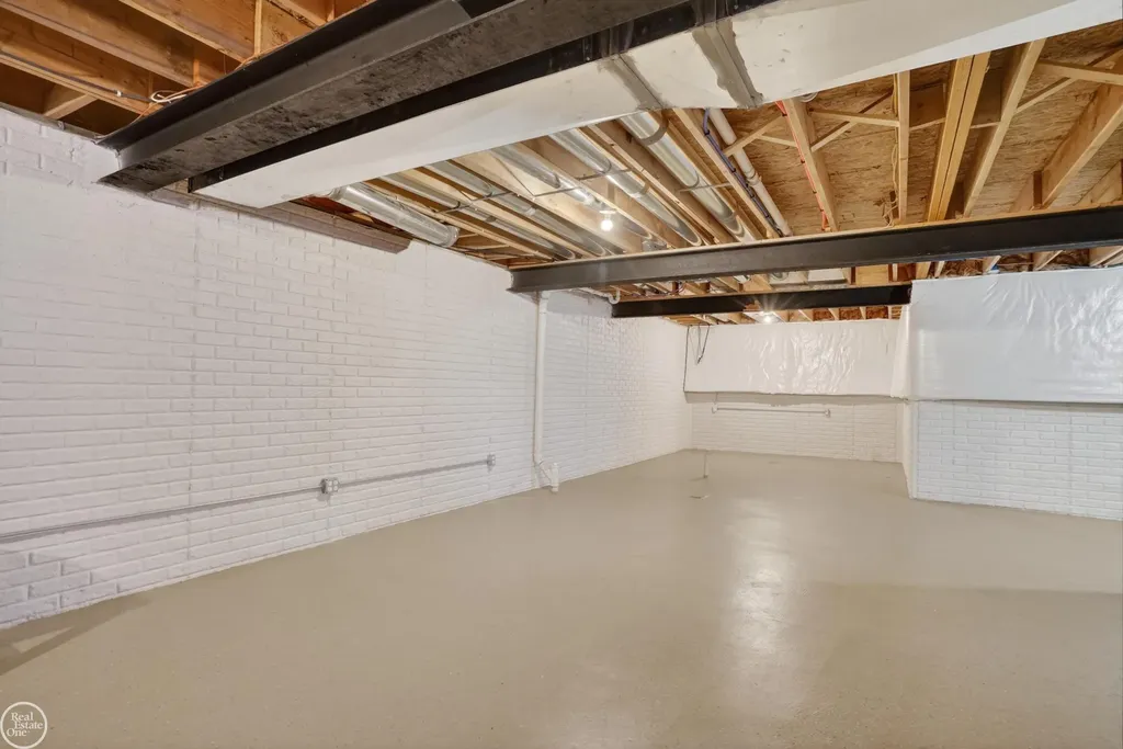 33751 Au Sable Drive Chesterfield Township MI 48047