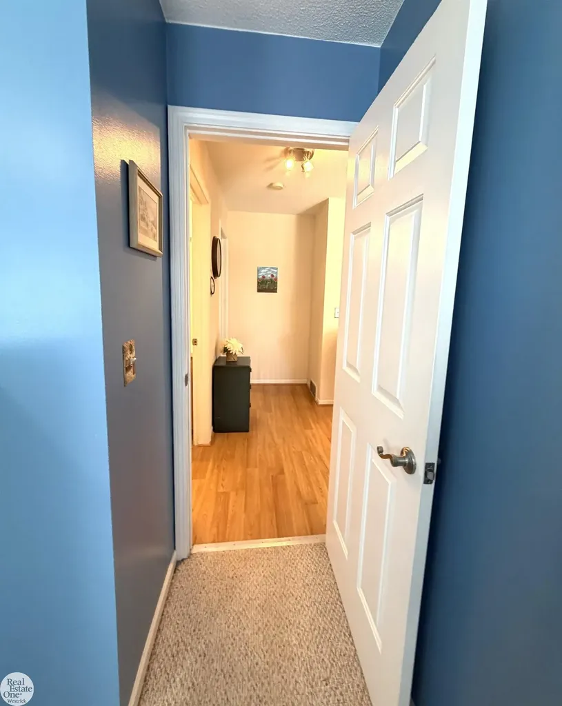 251 Huron Ln Street Marine City City MI 48039