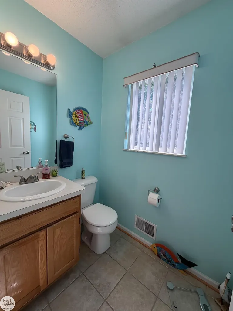 251 Huron Ln Street Marine City City MI 48039