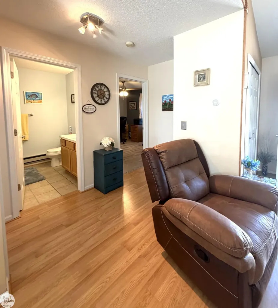 251 Huron Ln Street Marine City City MI 48039