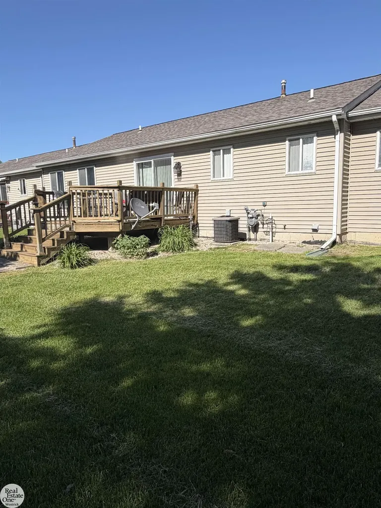 251 Huron Ln Street Marine City City MI 48039