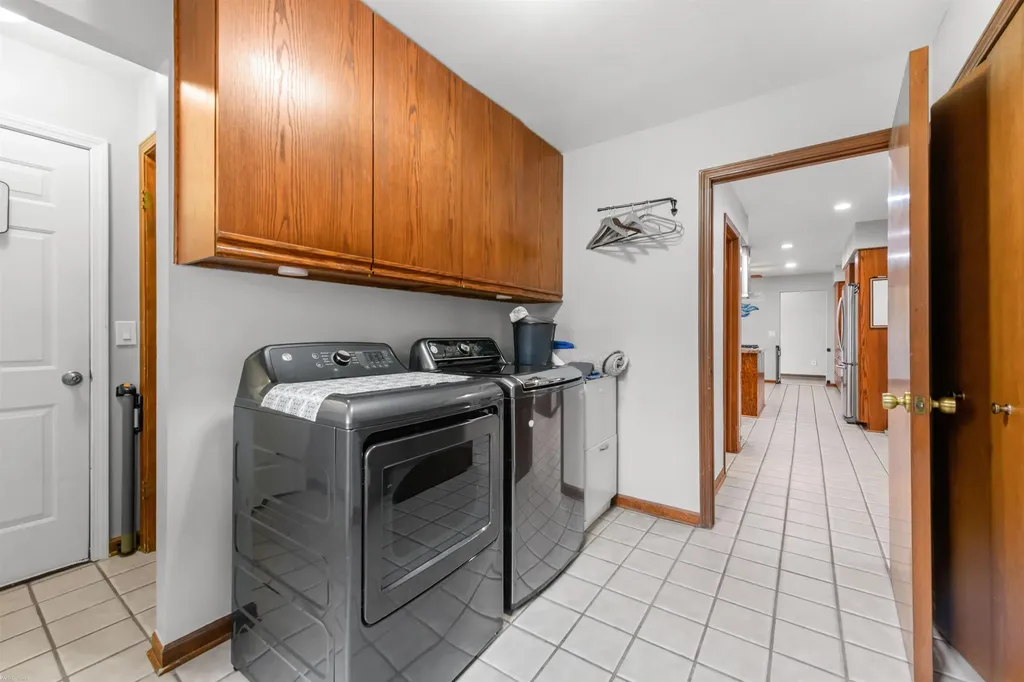 13825 Woodsett Court Shelby Charter Township MI 48315